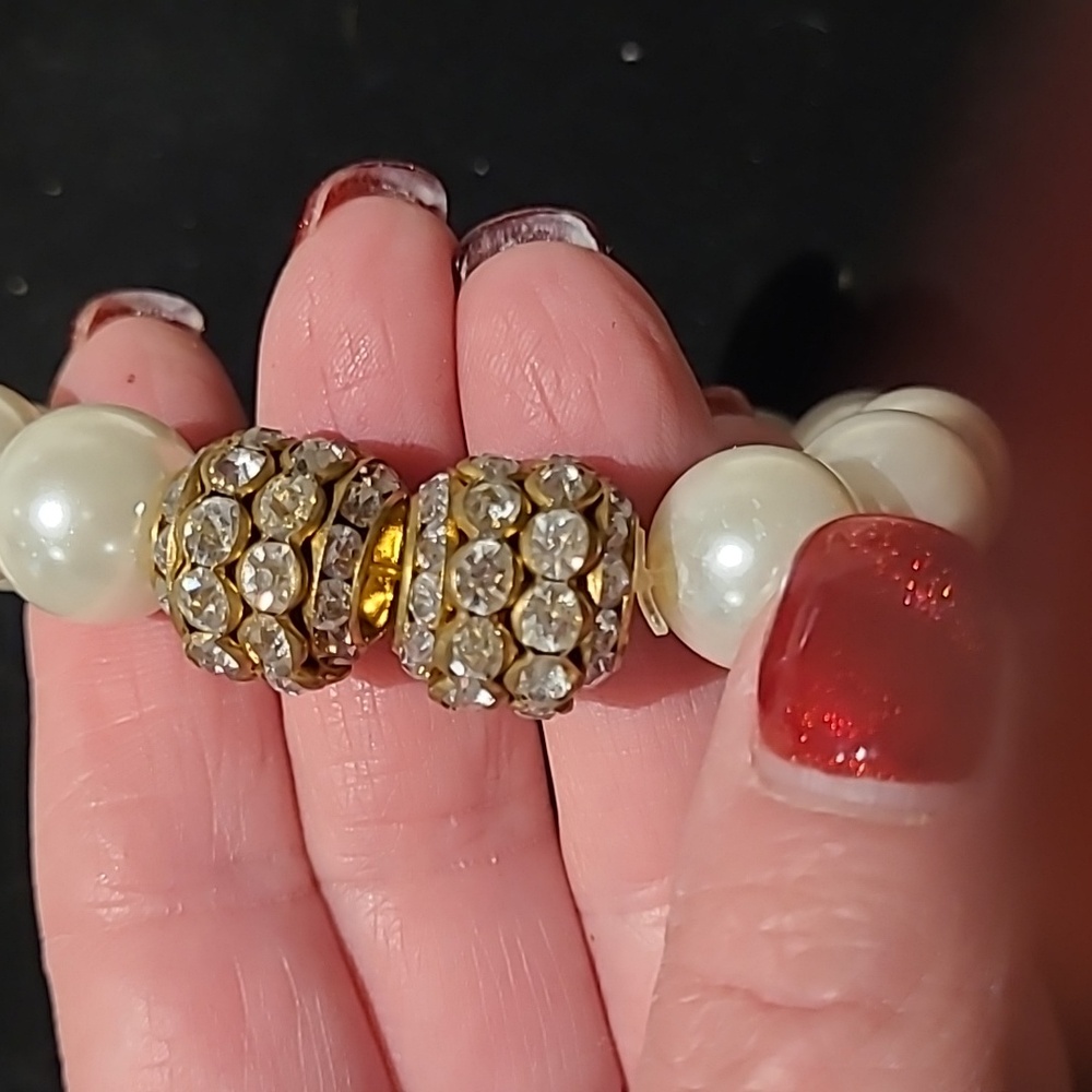 Faux Pearl/ Rhinestone Bracelet - Picture 2 of 4